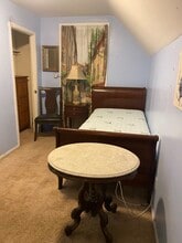 24 Linden Pl in Stamford, CT - Building Photo - Building Photo