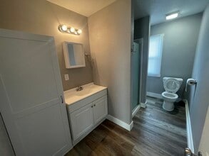 909 S 1st St, Unit 909 1-2 in Arkansas City, KS - Building Photo - Building Photo