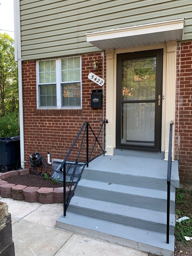property at 5422 67th Ave