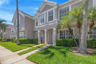 727 Kensington Lake Cir in Brandon, FL - Building Photo - Building Photo