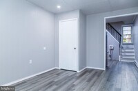 134 1/2 W Spruce St photo'