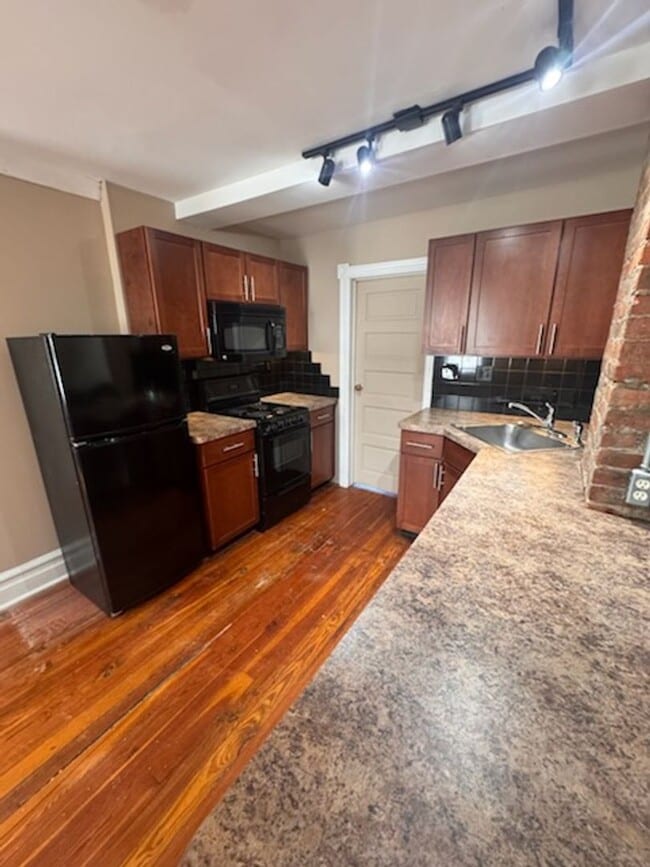 1424 W Chew St in Allentown, PA - Building Photo - Building Photo