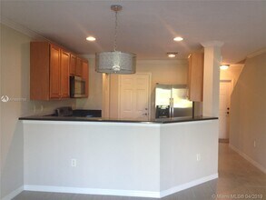 9115 Chambers St in Tamarac, FL - Foto de edificio - Building Photo