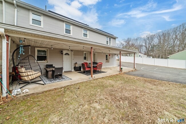 103 Martin Rd in Bristol, CT - Foto de edificio - Building Photo