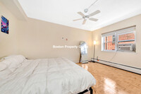 100 Marion St, Unit 33 in Brookline, MA - Foto de edificio - Building Photo