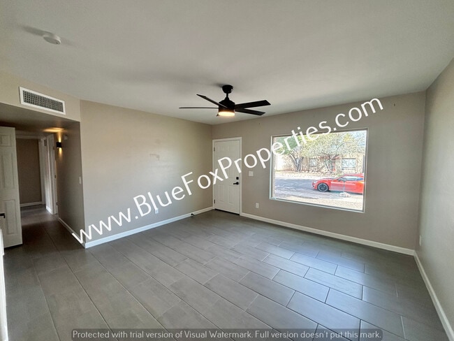 2480 Rose Peak Dr in Tucson, AZ - Building Photo - Building Photo