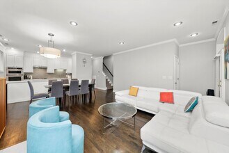 1336 S Indiana Ave in Chicago, IL - Building Photo - Building Photo