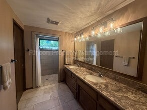 408 Galvin Cir in Ventura, CA - Building Photo - Building Photo