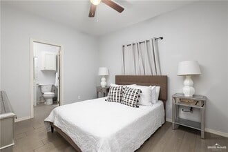 513 N Cynthia St in McAllen, TX - Building Photo - Building Photo