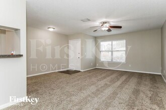 10865 Saddlehorn Dr in Jacksonville, FL - Building Photo - Building Photo