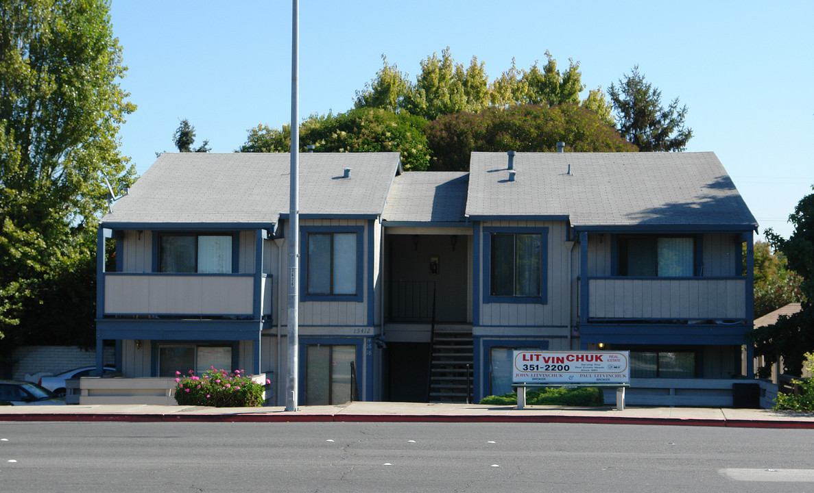 15412 Hesperian Blvd in San Lorenzo, CA - Building Photo