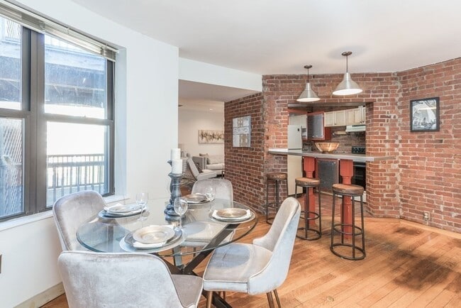 111 Gainsborough St in Boston, MA - Building Photo - Building Photo