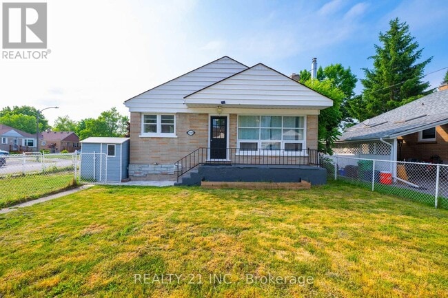 property at 160 Elizabeth Ave
