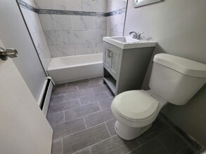 2057 135th Pl-Unit -2 in Blue Island, IL - Building Photo - Building Photo