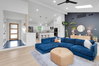 9105 Elm Creek Cove in Austin, TX - Building Photo - Building Photo