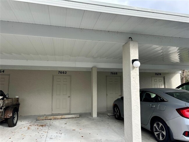 7662 Eagle Creek Dr in Sarasota, FL - Building Photo - Building Photo