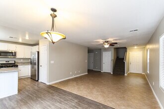 10252 Nolinas St in Las Vegas, NV - Building Photo - Building Photo