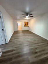 1050 SW 30th St in Fort Lauderdale, FL - Building Photo - Building Photo