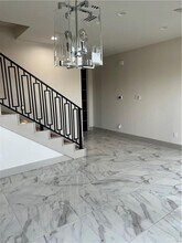 204 Canary Ave in McAllen, TX - Building Photo - Building Photo
