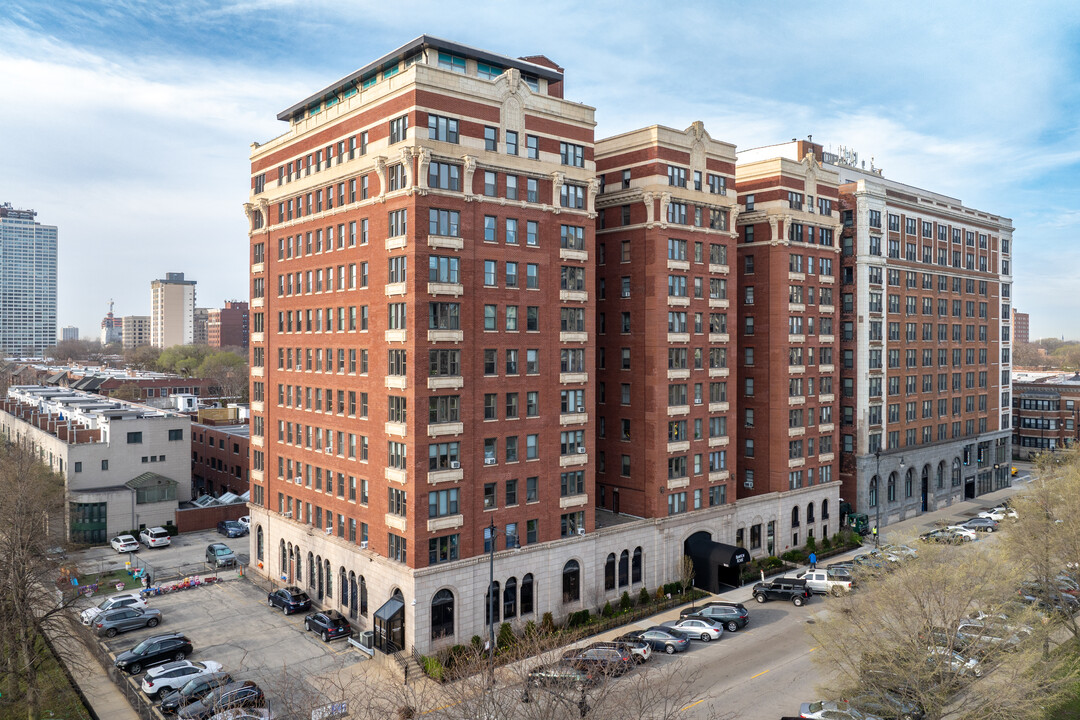 Hampton House in Chicago, IL - Foto de edificio