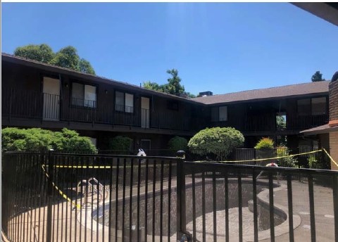 Hidden Oak Apartments in Sacramento, CA - Foto de edificio - Building Photo