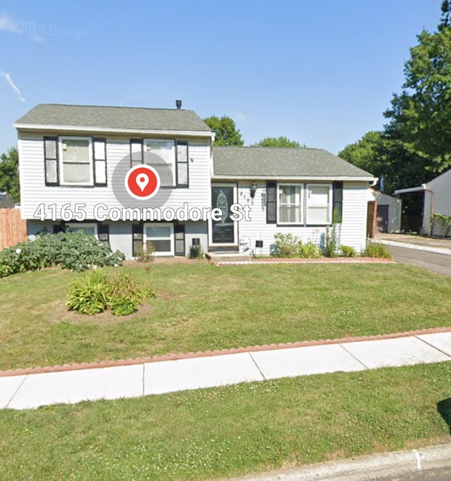 property at 4165 Commodore St