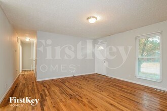2354 Stoney End Ct in Florissant, MO - Building Photo - Building Photo