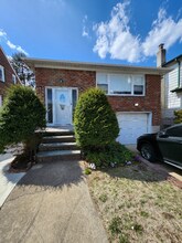 132A Hawthorne Ave-Unit -FL1 in Floral Park, NY - Building Photo - Building Photo