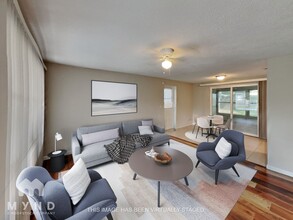 7406 S Mascotte St in Tampa, FL - Building Photo - Building Photo