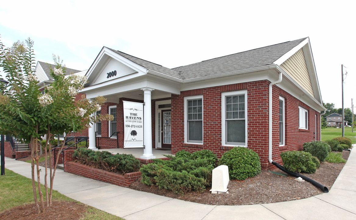 Havens at Willow Oaks in Greensboro, NC - Foto de edificio