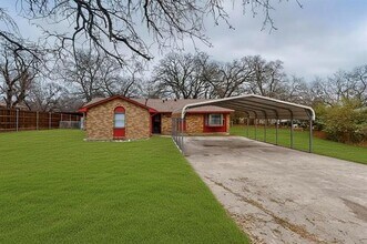 1706 Shepherd Ln in Dallas, TX - Building Photo - Building Photo
