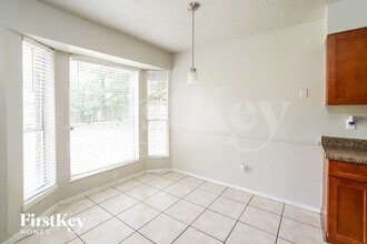 7603 Stamen Dr in Houston, TX - Building Photo - Building Photo