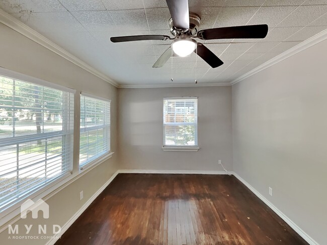 404 Virginia Ave in Waxahachie, TX - Building Photo - Building Photo