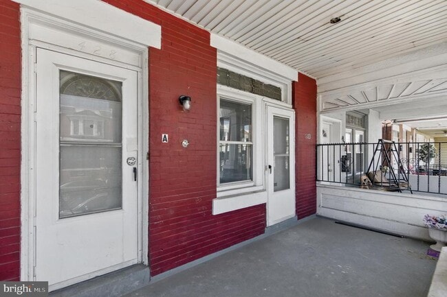 428 S 56th St in Philadelphia, PA - Building Photo - Building Photo