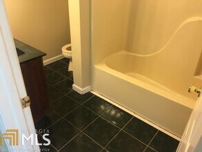 205 St Charles Pl in St. Marys, GA - Foto de edificio - Building Photo