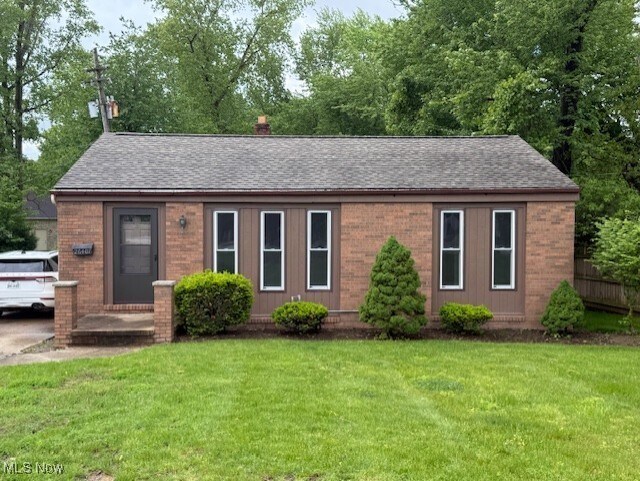 26407 Center Ridge Rd in Westlake, OH - Building Photo