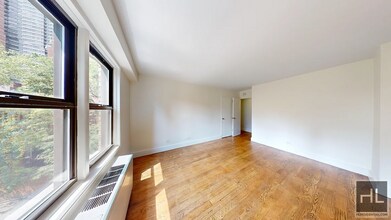 EAST 63 STREET in New York, NY - Building Photo - Building Photo