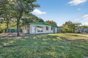 501 Emil Ave in Fort Pierce, FL - Building Photo