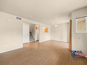 Amazing 3 bed, 3.5 bath Condo in Rigden Farm! in Fort Collins, CO - Building Photo - Building Photo