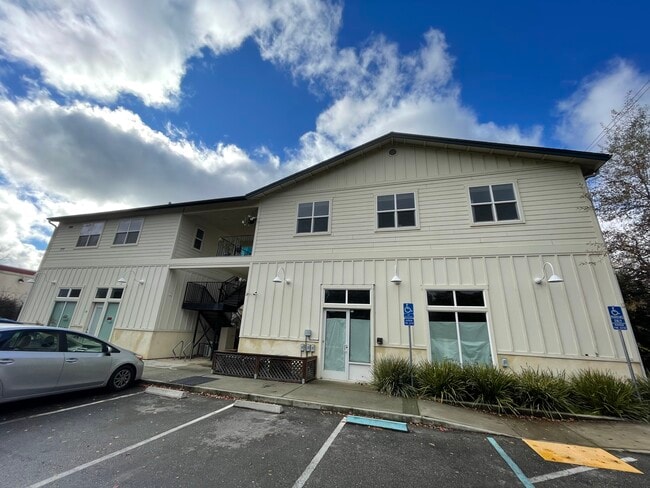 1881 E 8th St, Unit 260 in Chico, CA - Foto de edificio - Building Photo