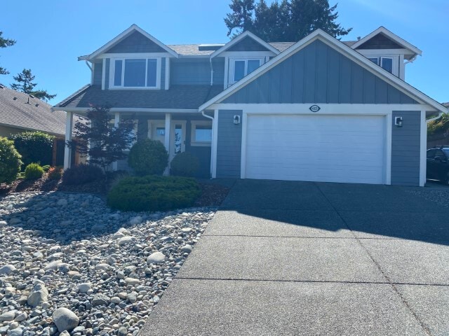 4823 Vista View Crescent in Nanaimo, BC - Building Photo