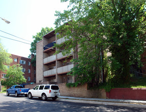 1810 29th St SE in Washington, DC - Building Photo - Building Photo