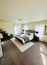 166 Essex St, Unit A in Bangor, ME - Building Photo - Building Photo