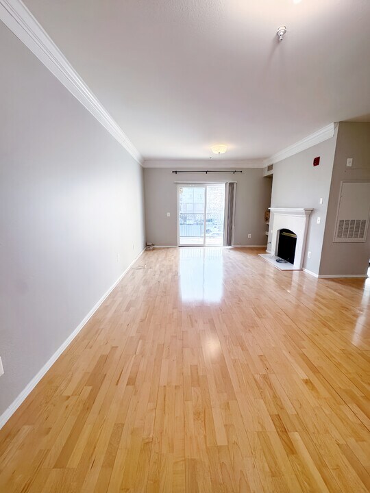 1591 Spring Gate Dr. in McLean, VA - Building Photo