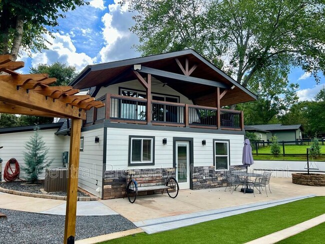 property at 10 Penny Ave