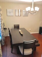 1380 Gates Cir SE in Atlanta, GA - Building Photo - Building Photo