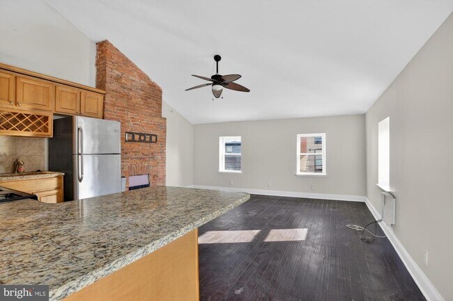 1600 Frankford Ave in Philadelphia, PA - Building Photo - Building Photo