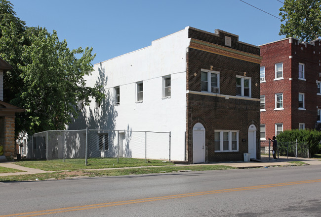 5705-5707 St John Ave in Kansas City, MO - Building Photo - Building Photo