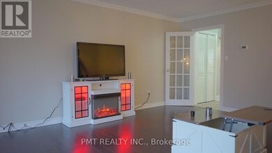 60 The Queensway in Toronto, ON - Building Photo - Building Photo