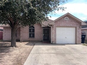 28 N 38th St in McAllen, TX - Building Photo - Building Photo